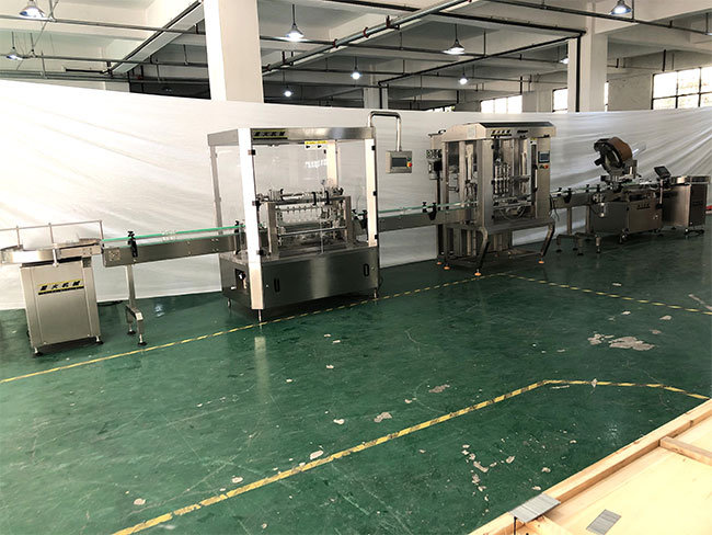 重慶自動(dòng)辣椒醬灌裝機(jī)械設(shè)備展示