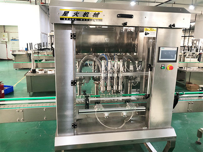內(nèi)蒙辣椒醬灌裝機(jī)械設(shè)備展示