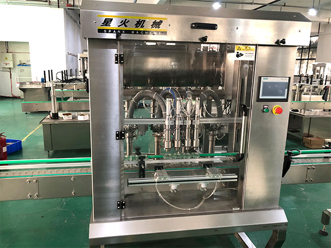 星火辣椒醬灌裝機(jī)設(shè)備展示